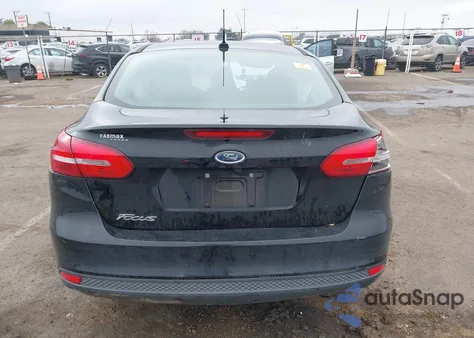 2016 Ford Focus S z USA, uszkodzony, nr VIN 1FADP3E2XGL306419